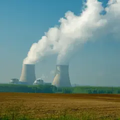 Kiedy elektrownia jądrowa w Polsce zacznie działać? Kluczowe daty i szczegóły