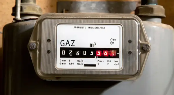 Licznik gazu PGNiG pokazuje 2603,369 m³. Czas na przepisanie licznika!