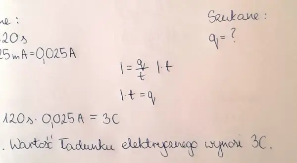 Obliczenia fizyczne: czas 120s, natężenie prądu 0,025A. Wartość ładunku elektrycznego wynosi 3C.