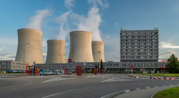 Elektrownia Pabianice: Jak historia wpływa na dzisiejsze usługi energii