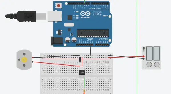 Układ Arduino z silnikiem, tranzystorem MOSFET i zasilaczem. Może wystąpić problem, gdy temperatura mosfet za duża.