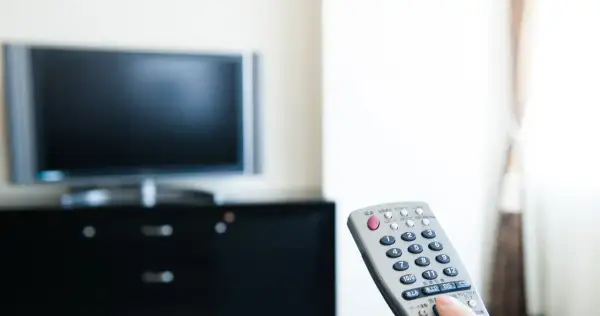 Ile prądu zużywa dioda w telewizorze? Zaskakujące fakty o kosztach energii