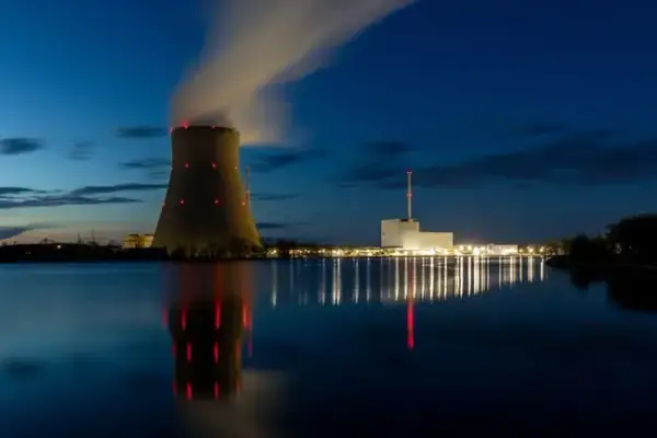 Ile prądu produkuje elektrownia atomowa? Zaskakujące dane o energii